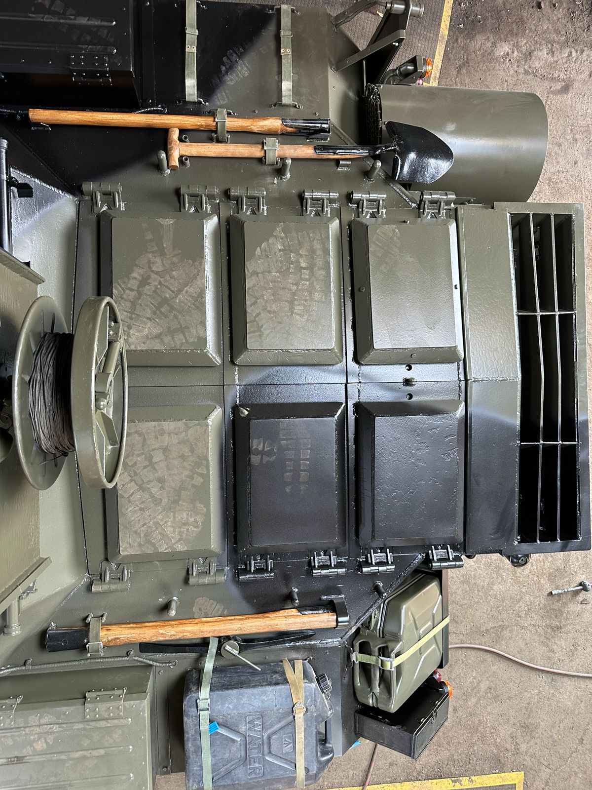 Vehicle Photo 6