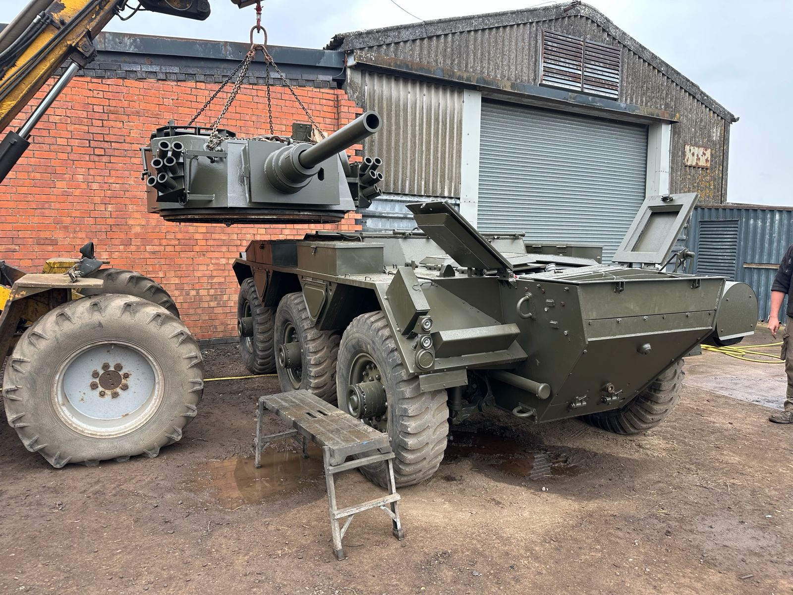Vehicle Photo 13