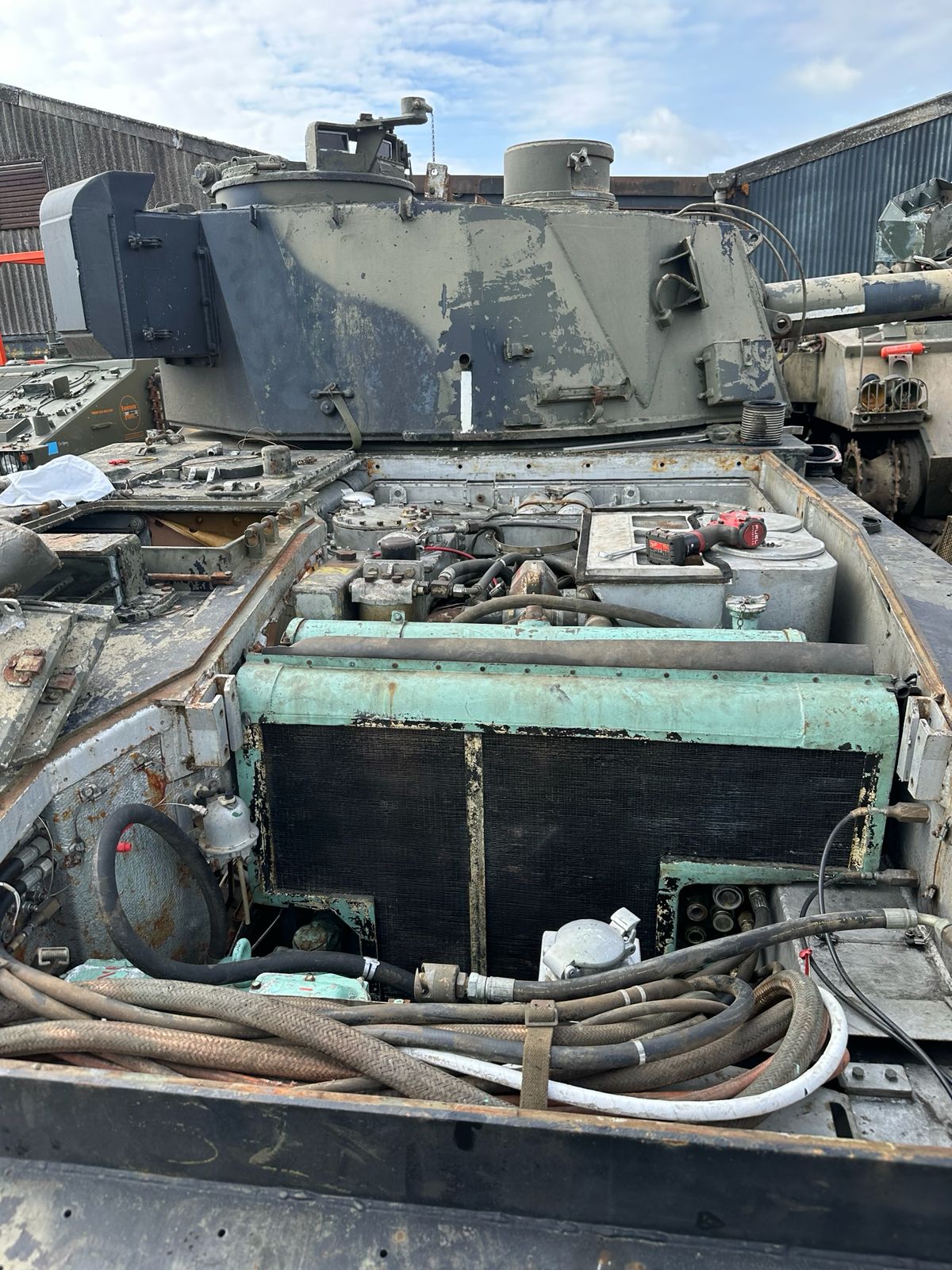 Vehicle Photo 6