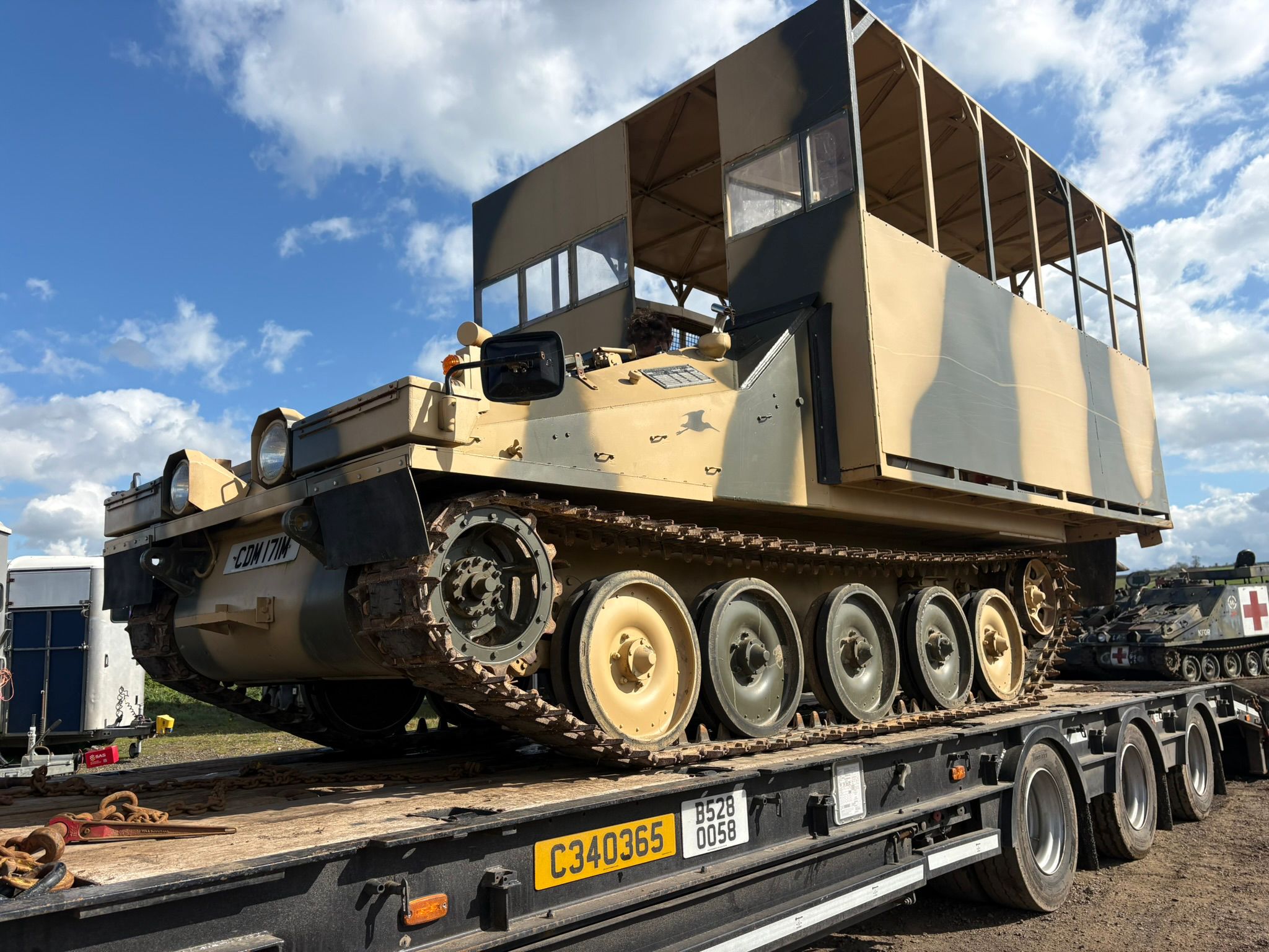 CVR(T) Sultan Gun Buss - Photo 2