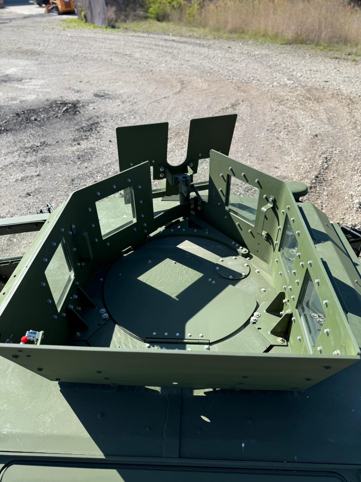 HMMWV M1151 - Photo 4