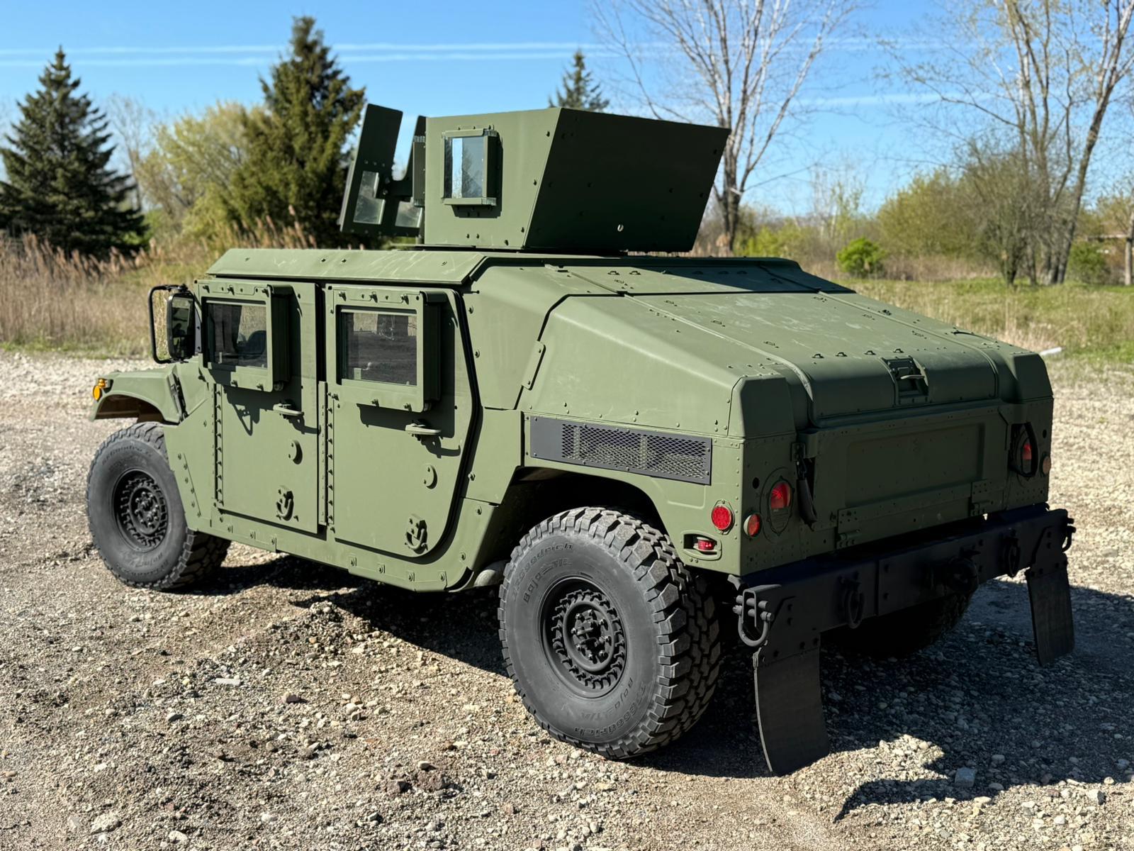 HMMWV M1151 - Photo 3