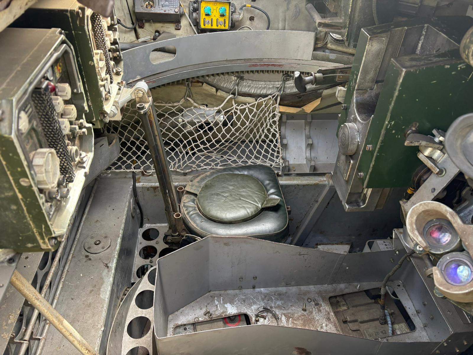 CVR(T) Scorpion Petrol - Photo 4